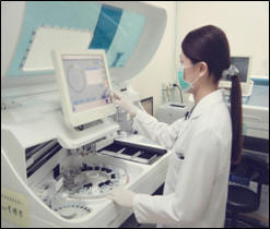 血清免疫分析儀