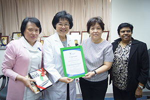 1040330新加坡邱德拔