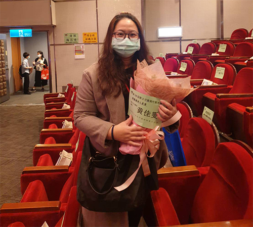 恭賀護理部黃佳雯護理師榮獲社團法人台北市護理師護士公會頒發『績優護理人員獎』