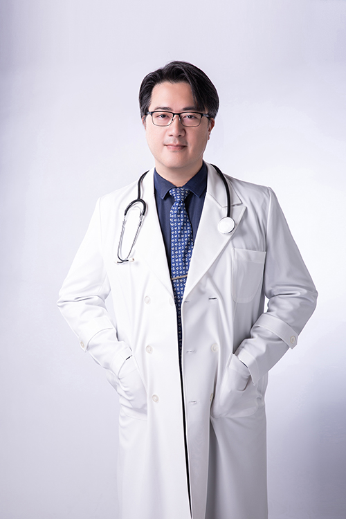 陳亮恭院長